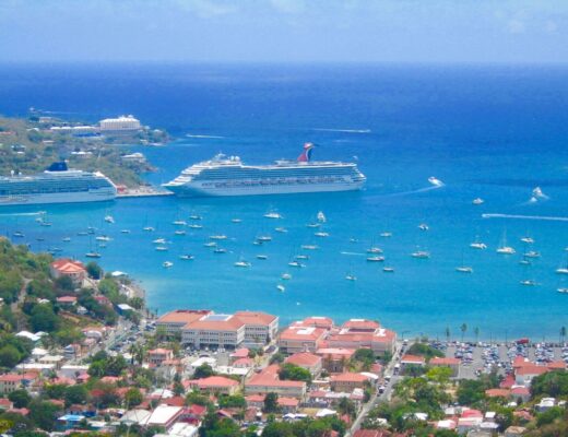 Cruise Ship