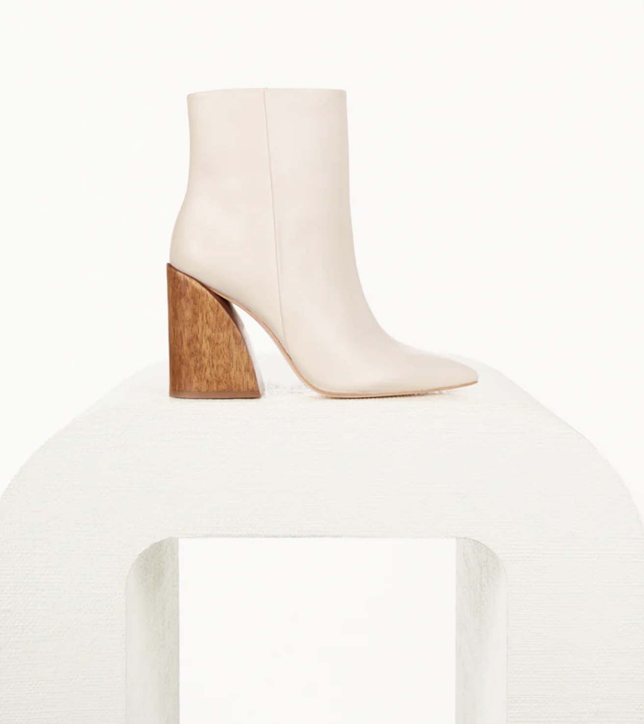 Cult Gaia CRISTIE BOOT